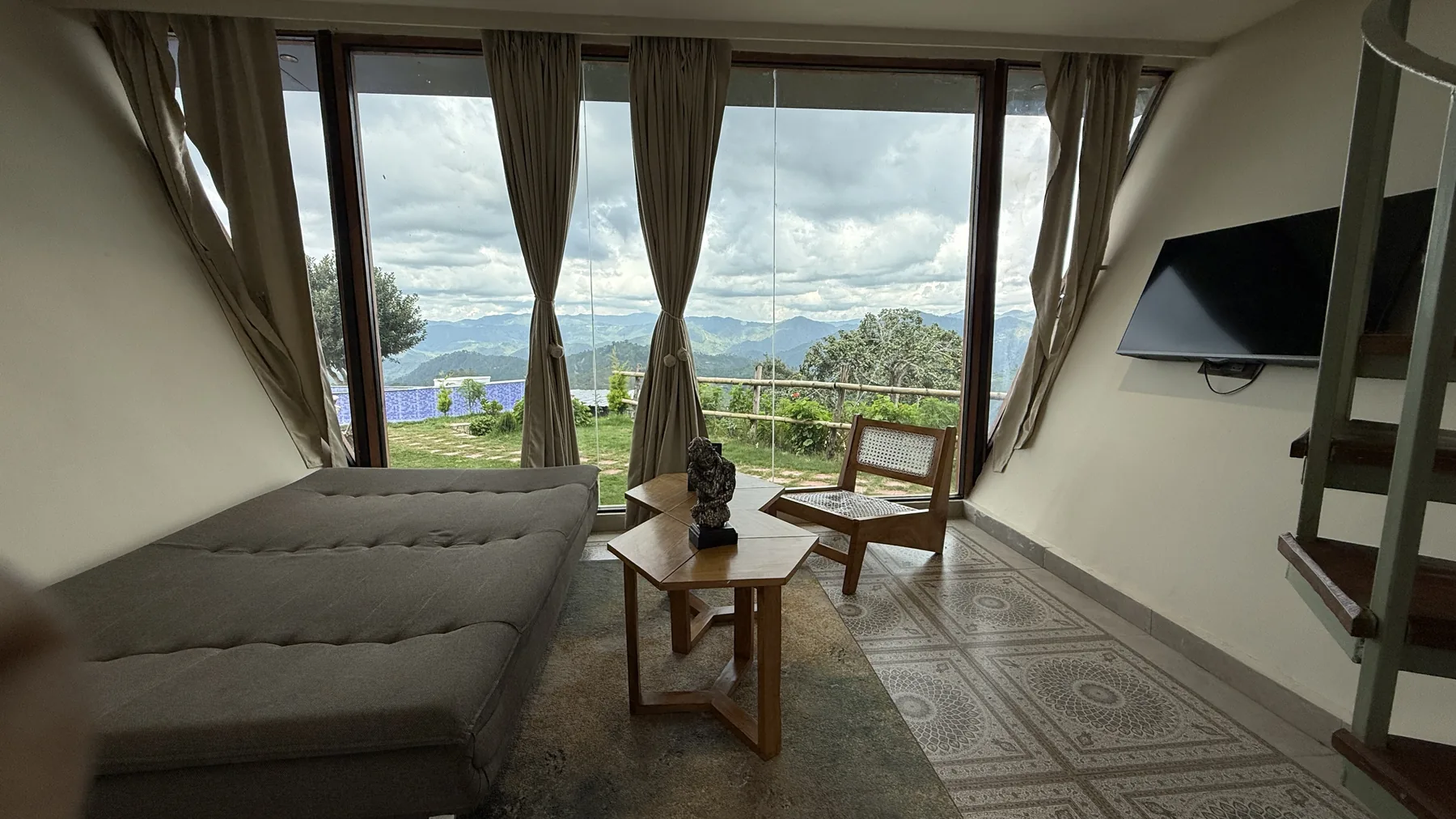 Executive duplex with Himalayan view (Suramya) — photo 1